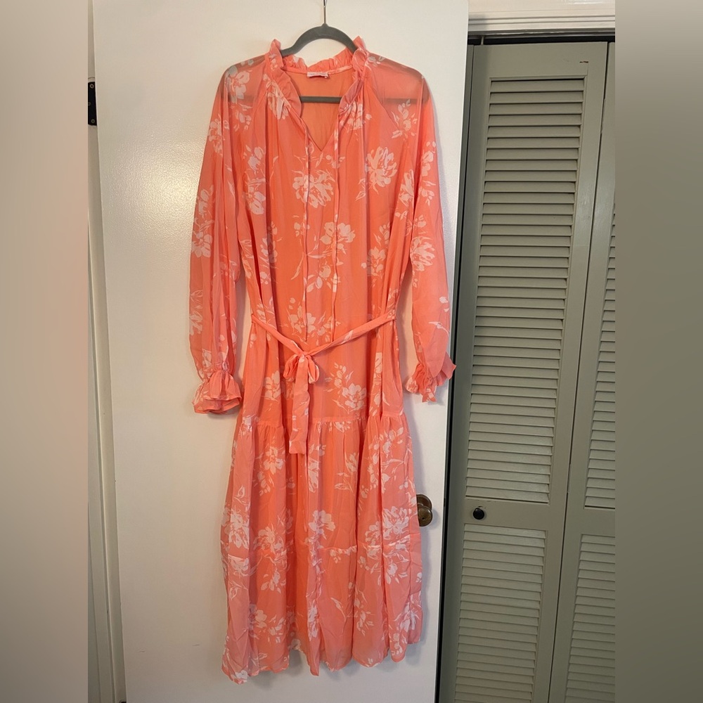 Pink lily dress NWOT